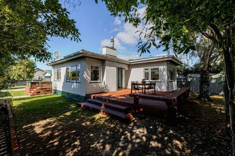 Photo of property in 14 Napier Road, Terrace End, Palmerston North, 4410