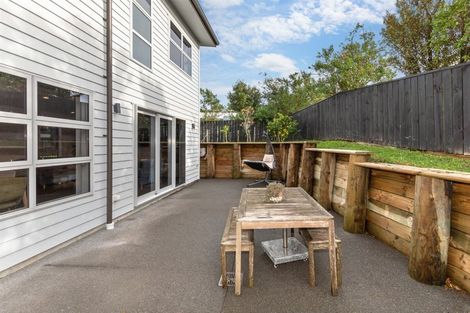 Photo of property in 122a Main Road, Titahi Bay, Porirua, 5022