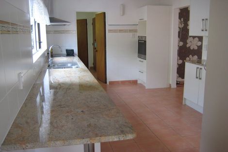 Photo of property in 75 Kennedy Avenue, Forrest Hill, Auckland, 0620