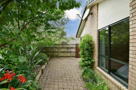 Photo of property in 30 Cabeleigh Drive, Helensville, 0800