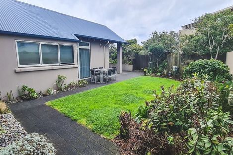 Photo of property in 12 Major Durie Place, Waikanae Beach, Waikanae, 5036
