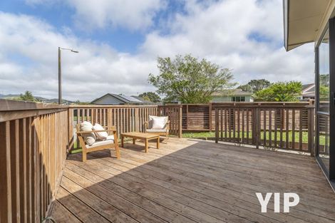 Photo of property in 1/52 Guadeloupe Crescent, Grenada Village, Wellington, 6037