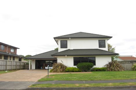 Photo of property in 18 Cloverlea Place, Pukekohe, 2120