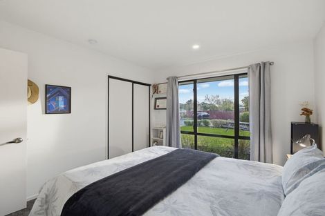 Photo of property in 1 Appleton Place, Woodend, 7610