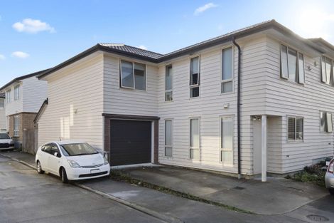 Photo of property in 13 Akeake Lane, Manurewa, Auckland, 2102