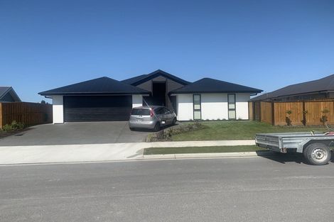 Photo of property in 64 Watkins Drive, Rangiora, 7400