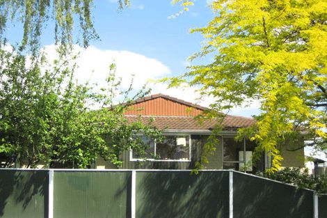 Photo of property in 1/5 Chipping Lane, Redwood, Christchurch, 8051