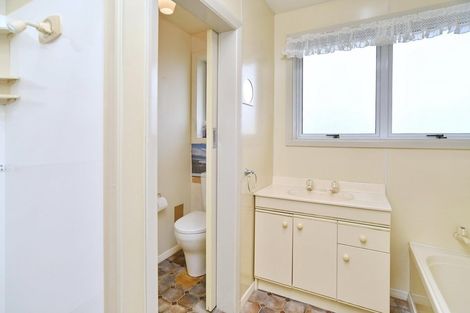 Photo of property in 2 Aintree Street, Bishopdale, Christchurch, 8051