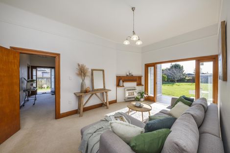 Photo of property in 5 Charles Cross Street, Longburn, Palmerston North, 4412