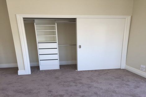 Photo of property in 40 Roxburgh Street, Mount Victoria, Wellington, 6011