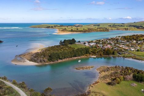 Photo of property in 333a Pounawea Road, Owaka, 9585