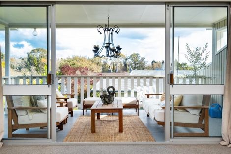 Photo of property in 2 Lovat Street, Havelock North, 4130