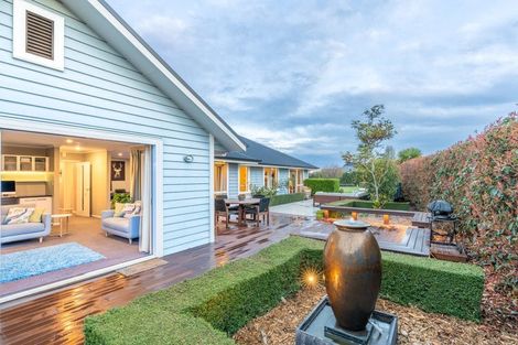 Photo of property in 49 Rossington Drive, West Melton, 7618