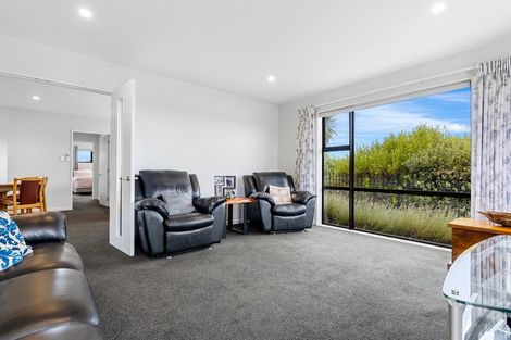 Photo of property in 21 Tangy Loch Lane, Broomfield, Christchurch, 8042