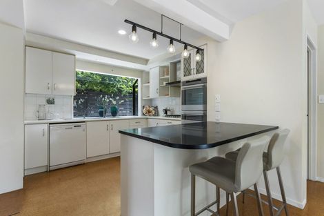 Photo of property in 3 Fielding Crescent, Farm Cove, Auckland, 2012