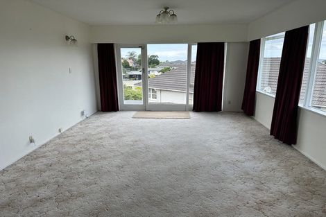 Photo of property in 15 Bevyn Street, Castor Bay, Auckland, 0620