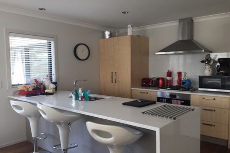 Photo of property in 93 Riverstone Drive, Riverstone Terraces, Upper Hutt, 5018