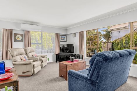 Photo of property in 277 Aberdeen Road, Gisborne, 4010