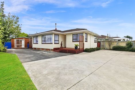 Photo of property in 115 Chichester Drive, Rosehill, Papakura, 2113