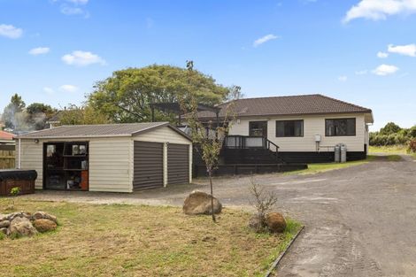 Photo of property in 24 Cemetery Road, Waiuku, 2123