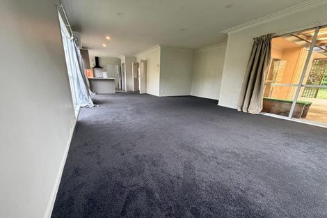 Photo of property in 68 Woodside Road, Massey, Auckland, 0614