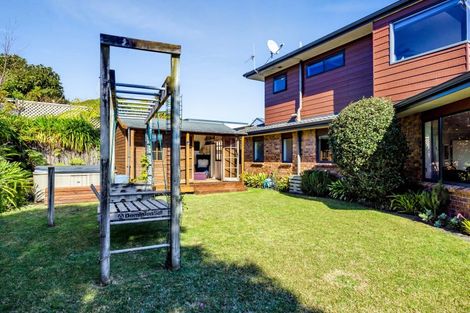 Photo of property in 82 Wallath Road, Westown, New Plymouth, 4310