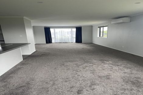 Photo of property in 22 Walter Lawry Road, Paerata, Pukekohe, 2124