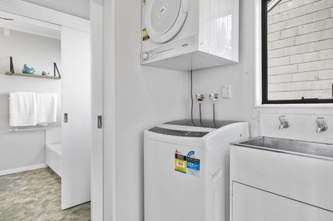 Photo of property in 2/1159 High Street, Taita, Lower Hutt, 5011