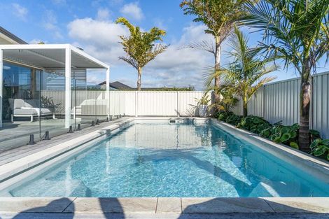Photo of property in 1 Bill Miller Drive, Papamoa, 3118