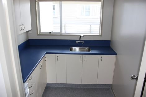 Photo of property in 17a Bradshaw Street, South Dunedin, Dunedin, 9012