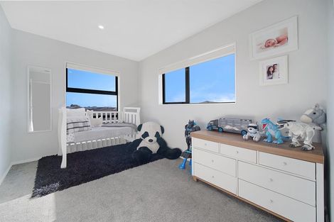 Photo of property in 20 Survila Street, Takanini, 2110