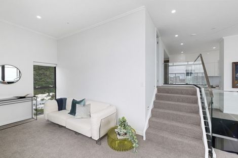 Photo of property in Frame Apartments, 1601/111 Molesworth Street, Thorndon, Wellington, 6011
