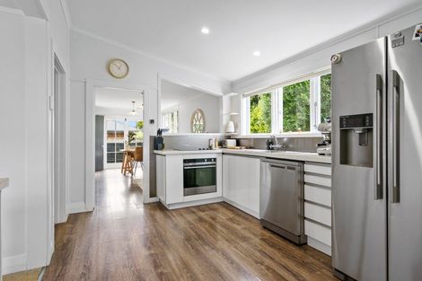 Photo of property in 92 Williams Street, Cambridge, 3434