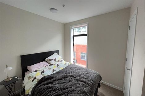 Photo of property in 2/5 Ebor Street, Te Aro, Wellington, 6011