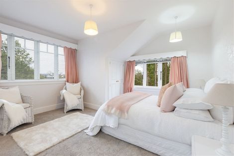 Photo of property in 24 Snowdon Road, Fendalton, Christchurch, 8052