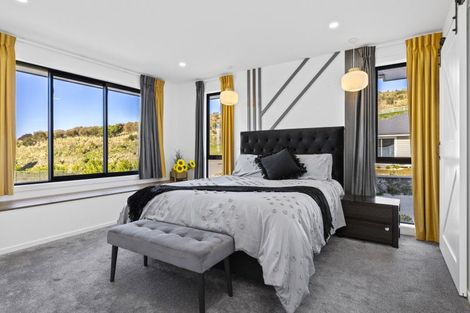 Photo of property in 5 Grandview Lane, Acacia Bay, 3385