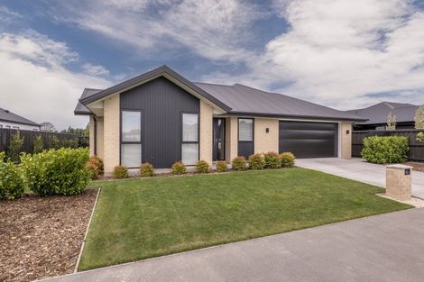 Photo of property in 6 Manggis Street, Northwood, Christchurch, 8051