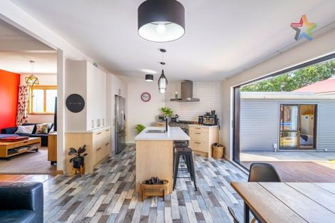 Photo of property in 112 William Street, Petone, Lower Hutt, 5012