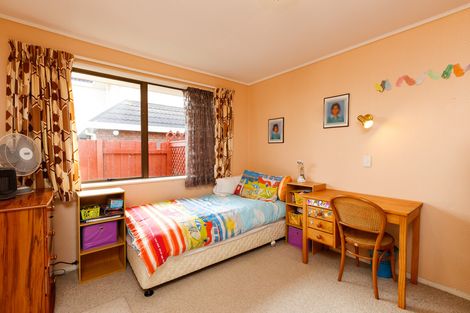 Photo of property in 5 Hill Court, Awapuni, Palmerston North, 4412