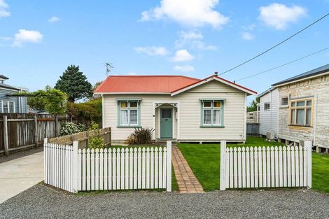 Photo of property in 118 Lincoln Road, Masterton, 5810