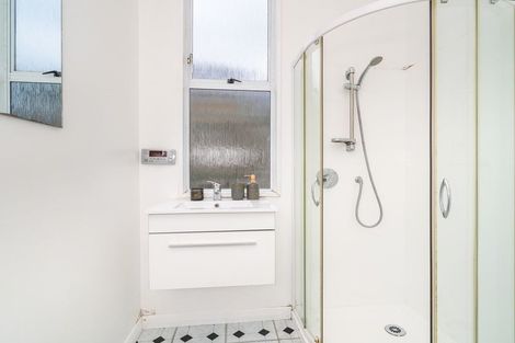 Photo of property in 32 Bernard Street, Kenmure, Dunedin, 9011