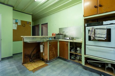 Photo of property in 6 Neumann Street, Kawakawa, 0210