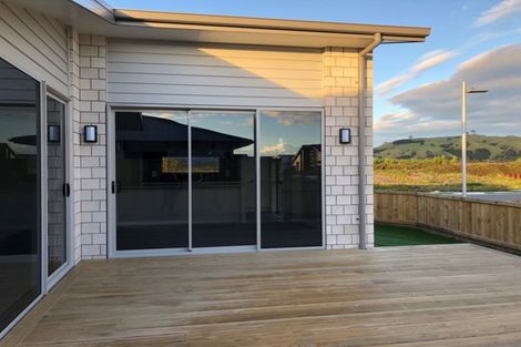 Photo of property in 1 Dunkeld Drive, Papamoa, 3118