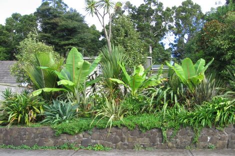 Photo of property in 63 Minnehaha Avenue, Titirangi, Auckland, 0604