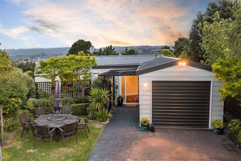 Photo of property in 75 Mercury Way, Whitby, Porirua, 5024
