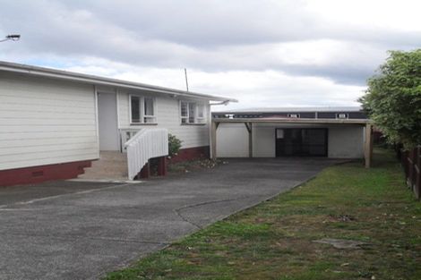 Photo of property in 49 Othello Drive, Clover Park, Auckland, 2023
