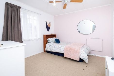 Photo of property in 27 Magdalen Crescent, Pirimai, Napier, 4112