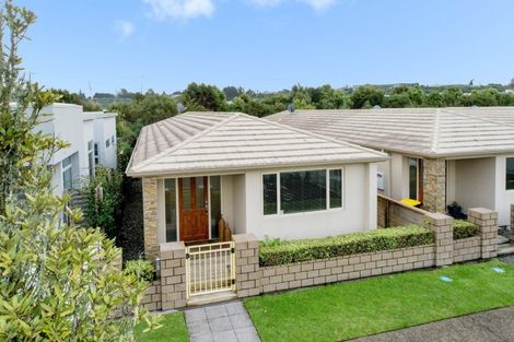 Photo of property in 30 Scoria Close, Pyes Pa, Tauranga, 3112