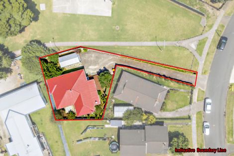 Photo of property in 30a Holland Street, Pukekohe, 2120
