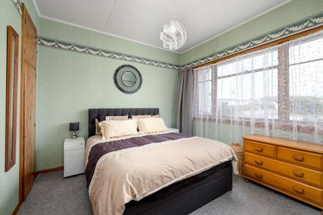 Photo of property in 28 Leonard Street, Waimate, 7924